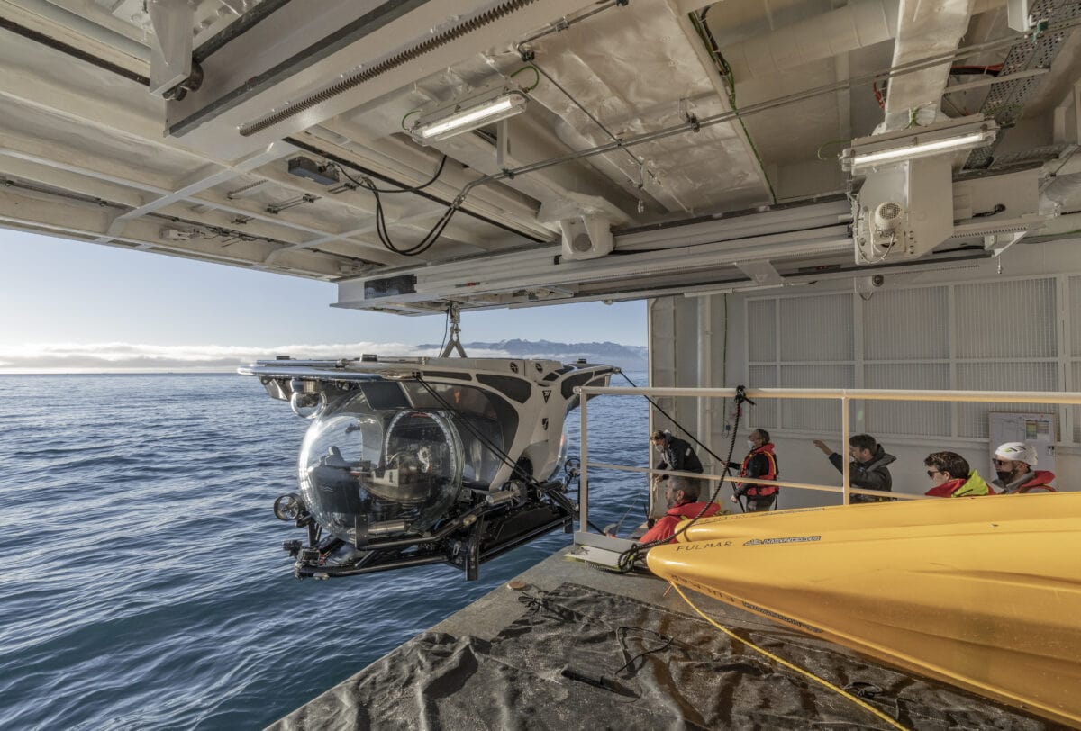 SEA_VEN_Arctic_Aug_17_22_DF_hekla havn-124